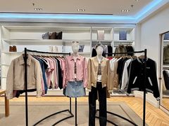 -百年港湾奥特莱斯(香炉礁店)