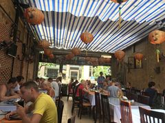 -Lanterns Vietnamese Restaurant