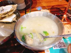 -蚝堡海鲜·威海菜·海肠捞饭·烧烤·亚洲吃蚝公司(幸福门店)