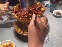 -老佛爷铜炉蛙锅(东门老街店)