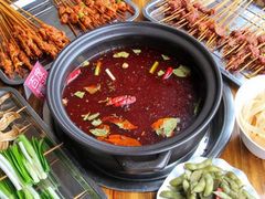 -灌县老妈砂锅串串香(万科红生活广场店)