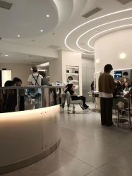 -PE SALON