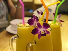 -J Daeng Seafood