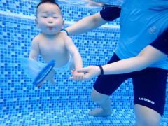 -龙格亲子游泳·水育早教运动中心(龙湾天街店)
