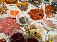 -领鲜活海鲜榴莲自助火锅(东门店)