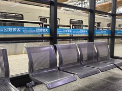 -康新公路(地铁站)