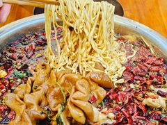 -赵美丽·重庆社区火锅·直营店(火车东站·中豪国际店)