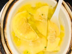 石锅鸡汤烩手工蛋饺-上海小南国(国发店)