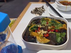 -鲁员外地锅鸡地锅鱼(龙湖江东天街店)