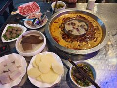 -俏媳妇火锅(宽窄巷子店)
