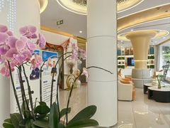 -皓齿连锁·雅贝健口腔·种植·矫正中心(虹口曲阳路店)