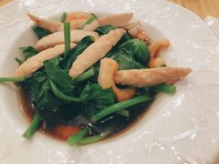 捞汁鲜虾豌豆尖-功德林素菜饭庄(前门店)