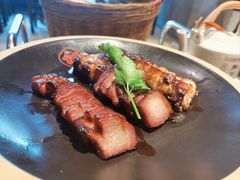 黄泥灶果木鸳鸯叉烧-广府乡下·饭庄(新港东路店)