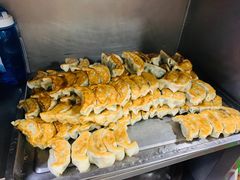 鲜肉韭菜煎饺-芬芳甜品(同福路店)
