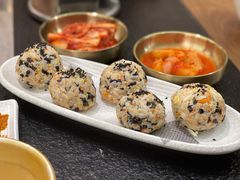 金枪鱼紫菜饭团-韩满园· 甄选韩式烤肉