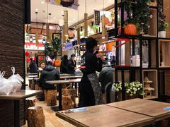 大堂-好人民间小吃·番茄鱼酸菜鱼(木渎悠方店)