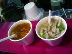 生菜魚滑，碗仔刺-利强记北角鸡蛋仔(弥敦道店 )