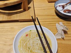 -勺子米线·云南传统小吃市集(四方街店)