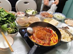 -方铲铲·成都板凳面(滨江银泰店)