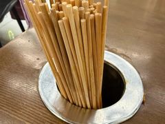 -牛串门串串香(东直门簋街总店)