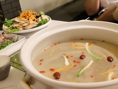 -菌之家·专业纯野生菌火锅·特色炒菌