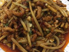 鱼香肉丝-椒香川流不息川菜馆(二七北路店)