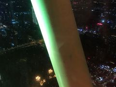 -广州塔卢特斯法国旋转餐厅