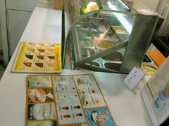 柜台-于记杏仁(衡阳路店)