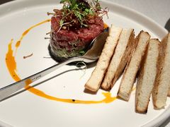 牛肉塔塔配牛油果黑橄榄酱-Solo(衡山路店)