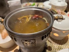-雍和会海鲜姿造自助(湖东路店)