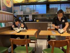 -鑫花溪牛肉米粉(天山店)