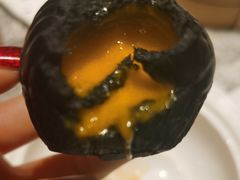 黑金流沙包-悦秀·高级粤菜
