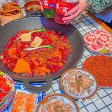 快乐吃火锅，吃完暖乎乎