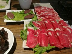 -珍巴奴毛肚牛肉小火锅(四惠店)