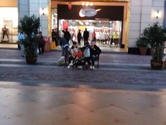 -王府井奥莱临潼小镇(临潼店)