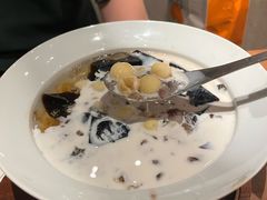 娟姗奶大满贯-RUXU入续糖水铺与包(卓悦中心店)