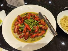 味菜小龙虾配面-上海金陵紫金山大酒店·汇海餐厅