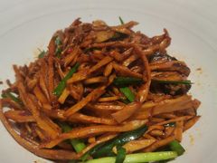 -老湘亲·品鉴湘菜(蔡塘爱琴海店)