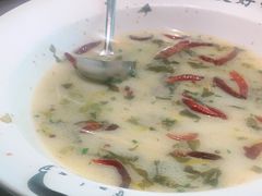 -江渔儿酸菜鱼·拔草餐厅(虎门君乐汇店)