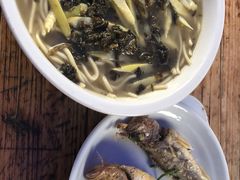 -小河无名面馆