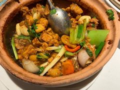 -八府香鸭·啫啫煲(华山路店)