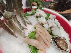 -红鼎豆捞·非遗鲍皇汤火锅(宝丰路店)