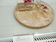 玫瑰荔枝蛋糕-EVERNAKED裸蛋糕(SOHO天山店)
