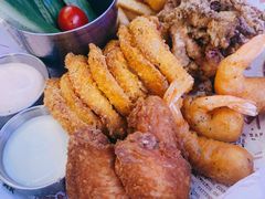 小吃拼盘-MR.ROCKY洛奇先生RESTAURANT&BAR(宝安壹方城店)