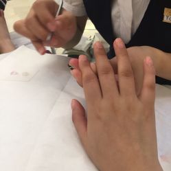 -印奈儿美甲手足护理机构