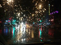 吃面后回家的路上-东方宫中国兰州牛肉拉面(新起街店)