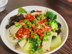 藤椒钵钵鸡-艺味深尝(云锦路店)