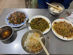 -谭哥盖浇饭(莲花小区店)