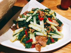 小青菜牛肉-兔槽江湖菜·重庆璧山兔(水围店)
