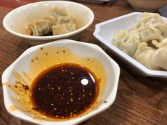 -继红顺河抄手名小吃